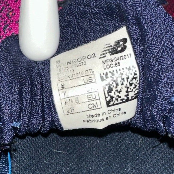 New Balance womens Fresh Foam Vongo V2 Size 8 - Picture 10 of 10